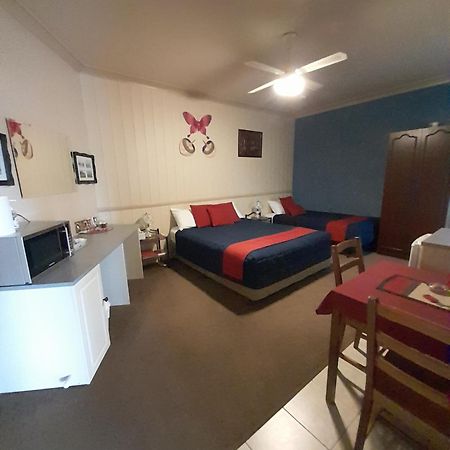Muswellbrook Northside Bed & Breakfast Ngoại thất bức ảnh